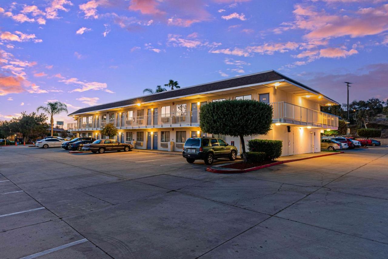 Motel 6-Temecula, Ca - Historic Old Town Extérieur photo