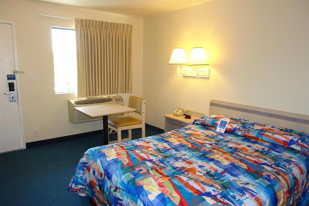 Motel 6-Temecula, Ca - Historic Old Town Chambre photo